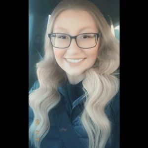 Meet your Posher, Brandi